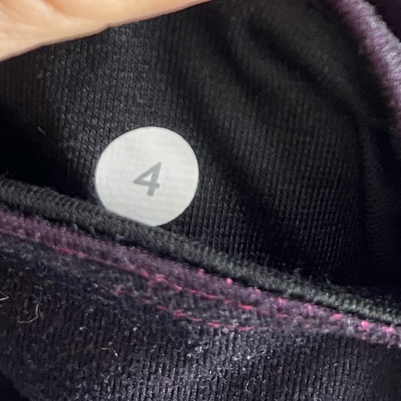 Lululemon Wunder Under Pant III *Full-On Luon
Deep Dive Dip Berry Rumble Black - Picture 13 of 13